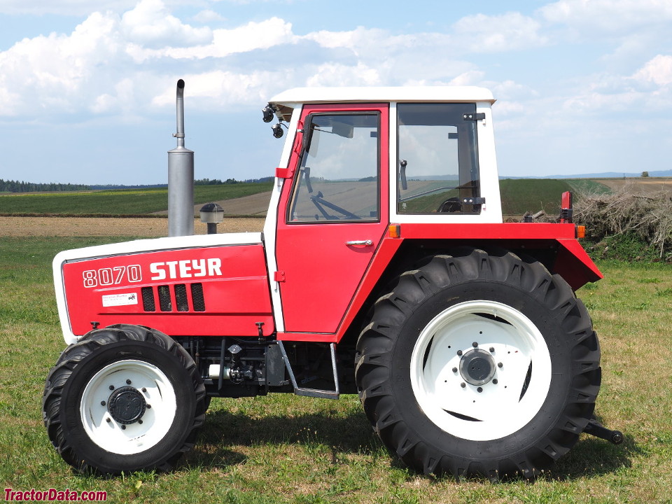 Steyr 8070