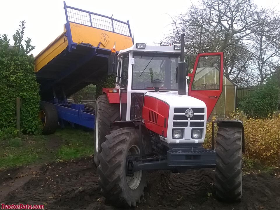 Steyr 8100 tractor, front view.