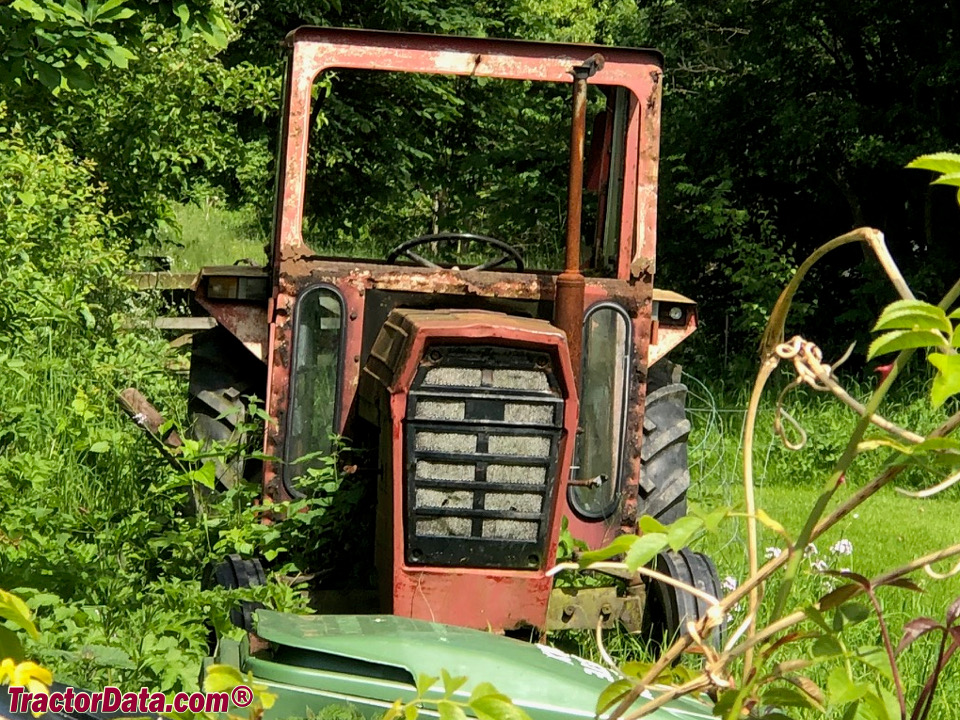 IMT 540 Deluxe tractor.