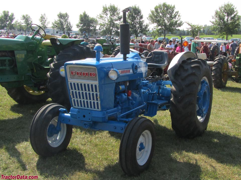 Ford 4000 3 cylinder diesel tractor #4