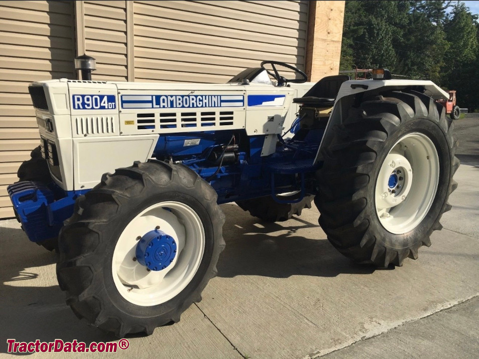 Lamborghini R904DT tractor.