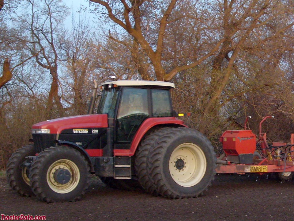 Buhler Versatile 2210