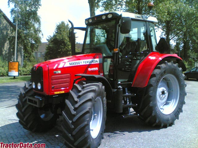 Massey Ferguson 5455