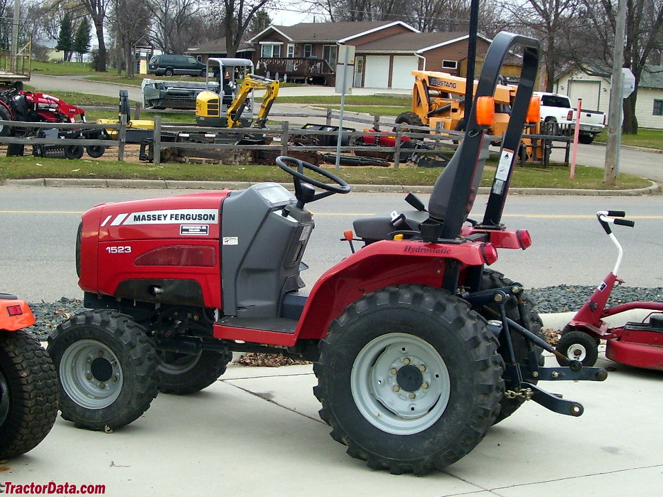 Massey Ferguson 1523