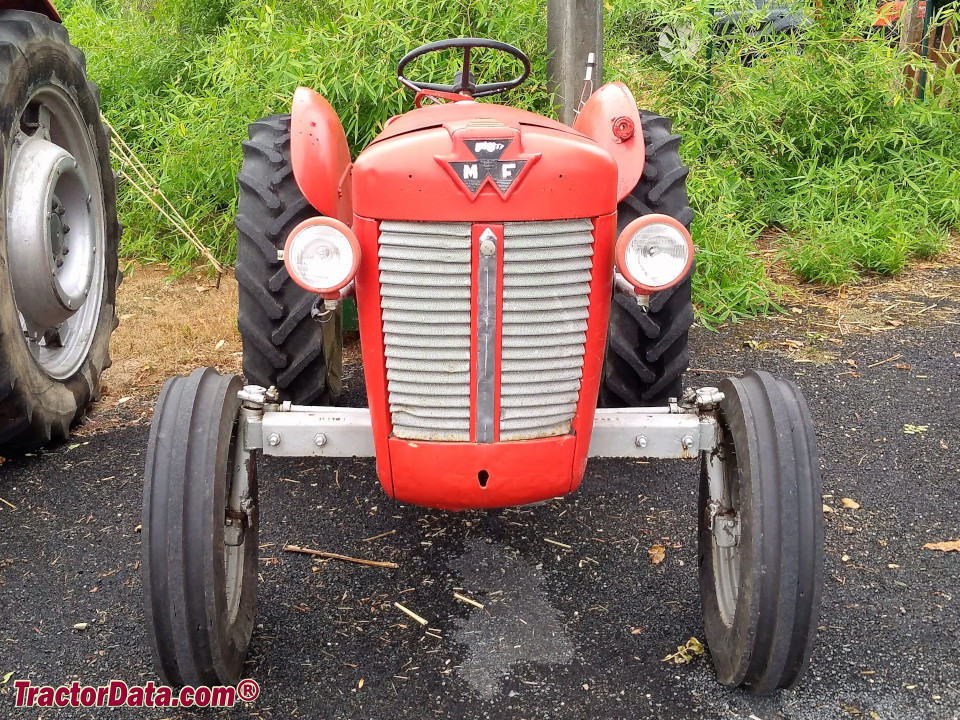 Massey Ferguson 825 tractor.