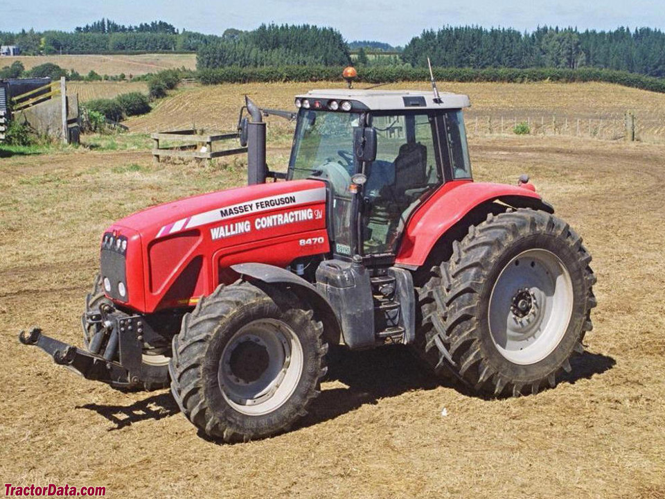 Massey Ferguson 8470