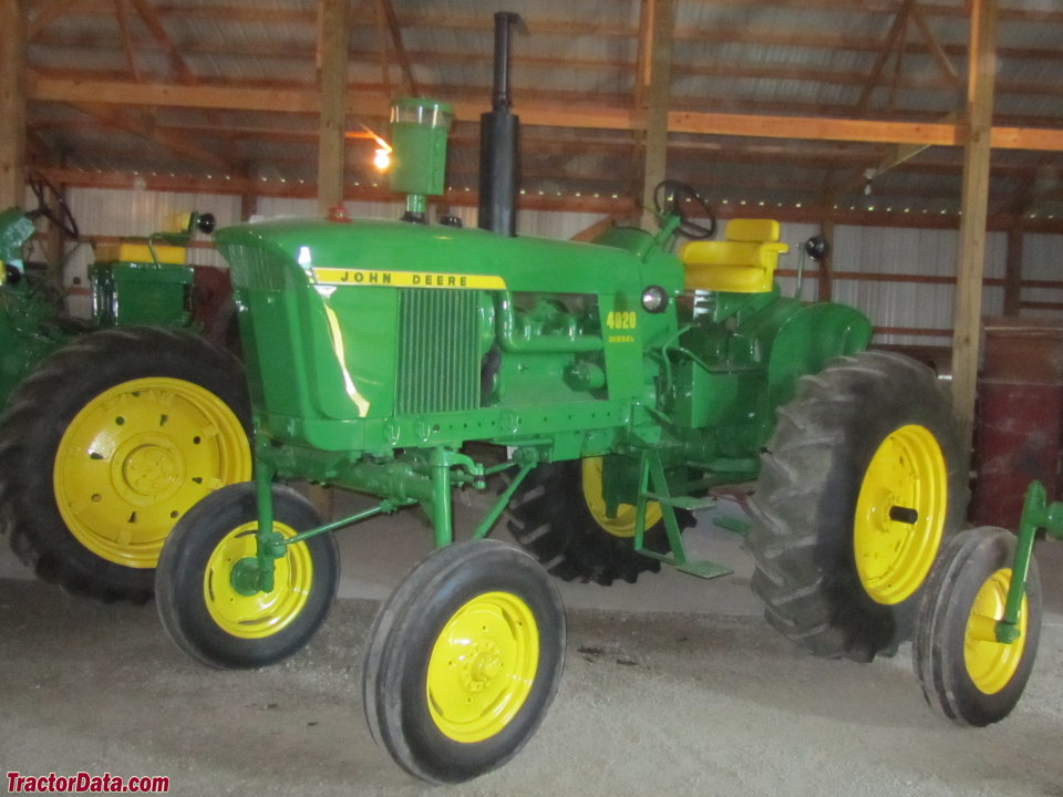 John Deere 4020 High-Crop.