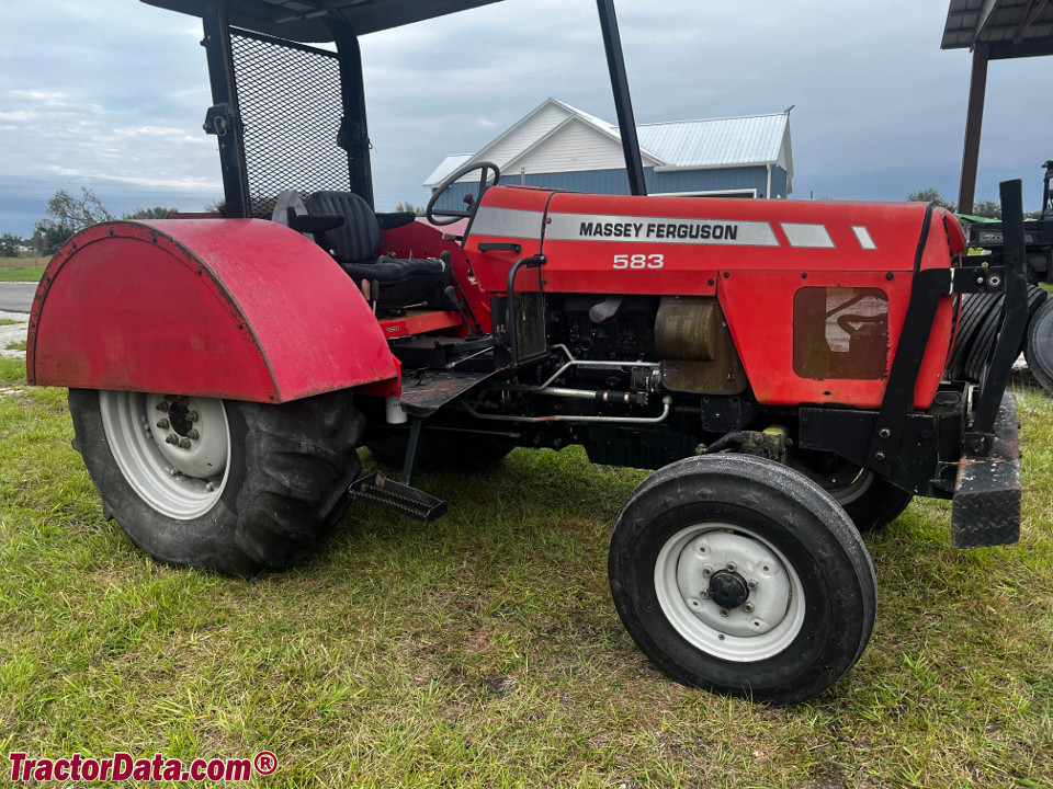 Massey Ferguson 583