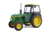 John Deere 840 tractor photo