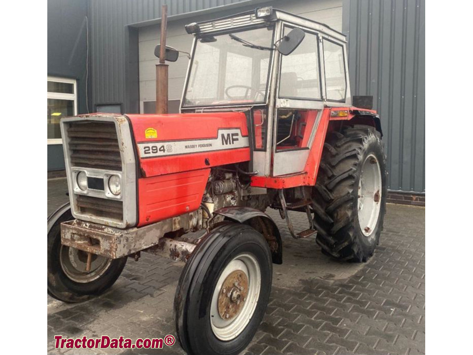 Massey Ferguson 294S, left side.