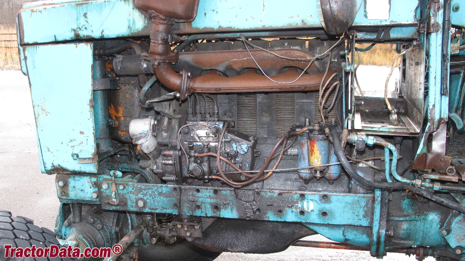 Belarus MTZ-82 engine image