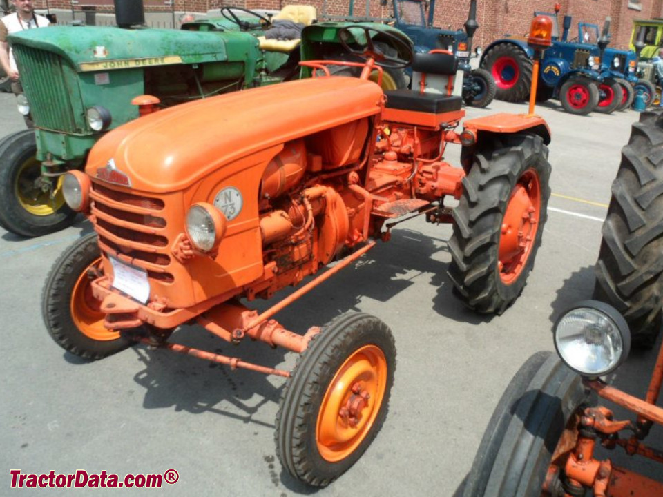 Renault N73 utility tractor, left side.