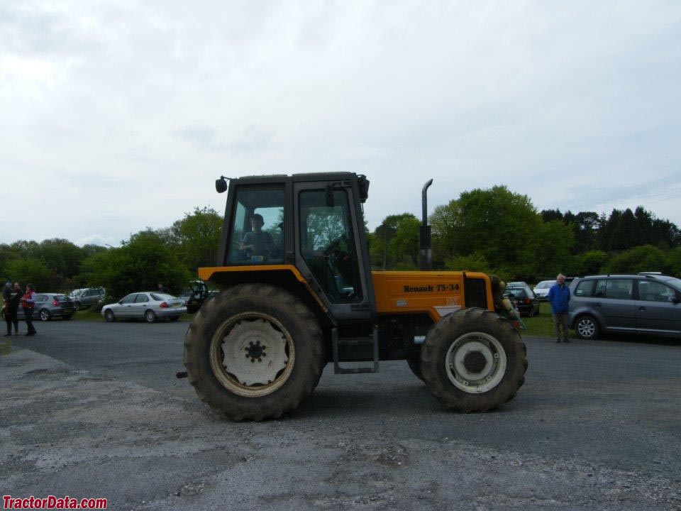 Renault 75-34 TX, right side.