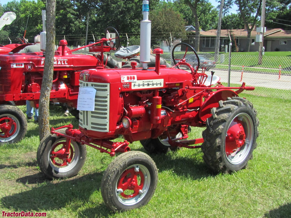 Farmall 130