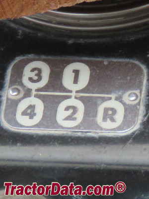 Farmall 404 transmission controls