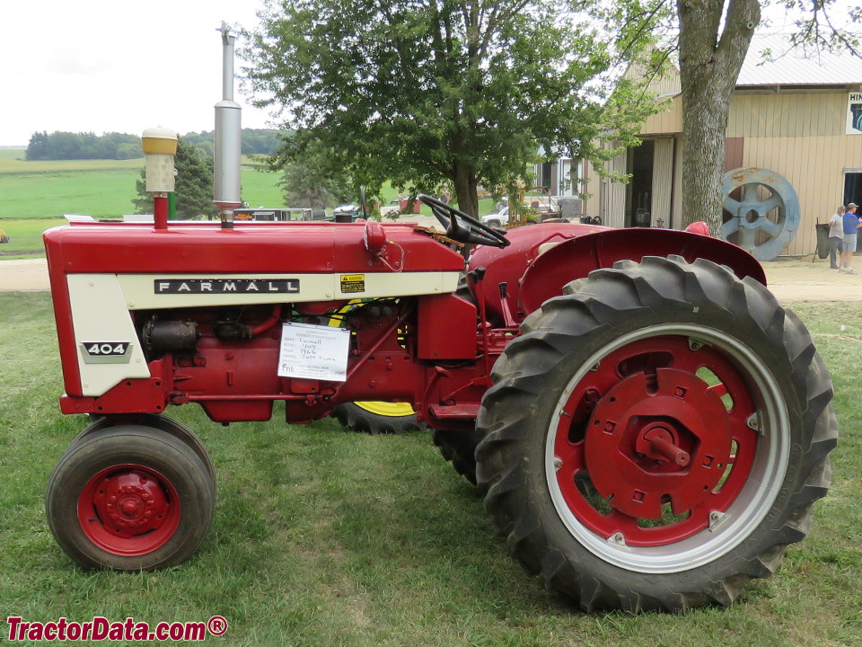Farmall 404