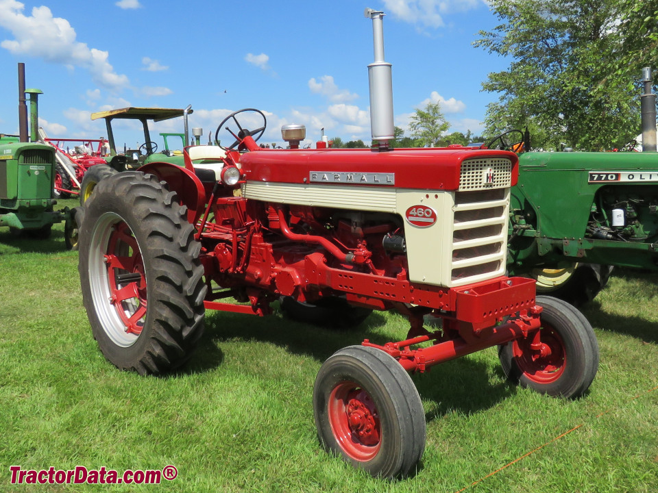 International Farmall 460 row-crop tractor with wide front end.