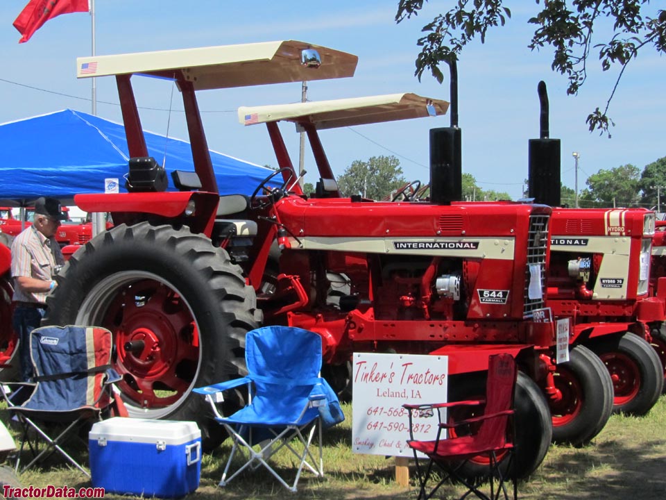 Farmall 544