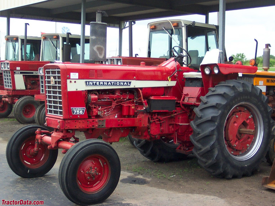 Farmall 756