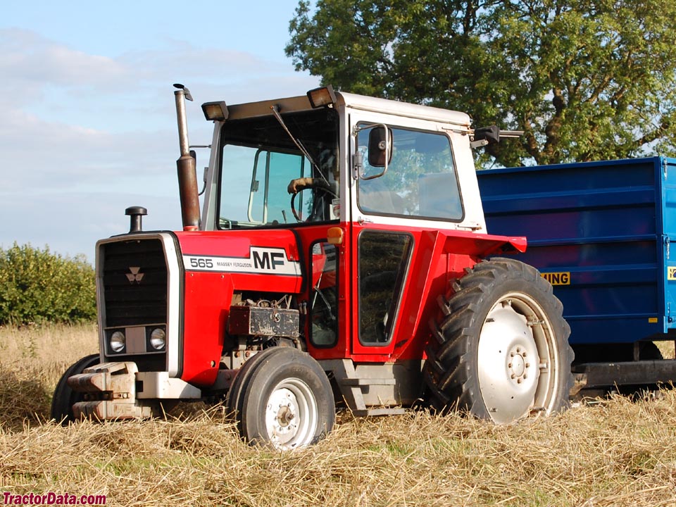 Massey Ferguson 565