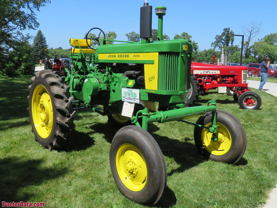 John Deere 720 Hi-Crop