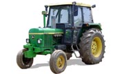 John Deere 2135 tractor photo