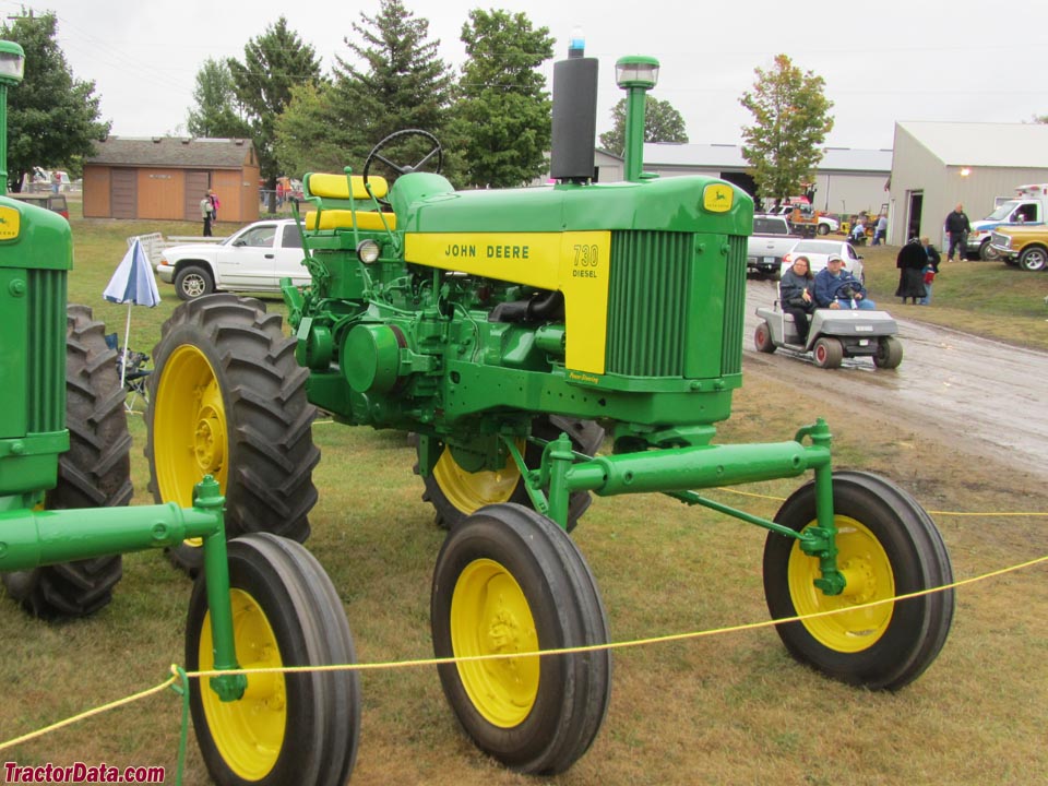 John Deere 730 Hi-Crop