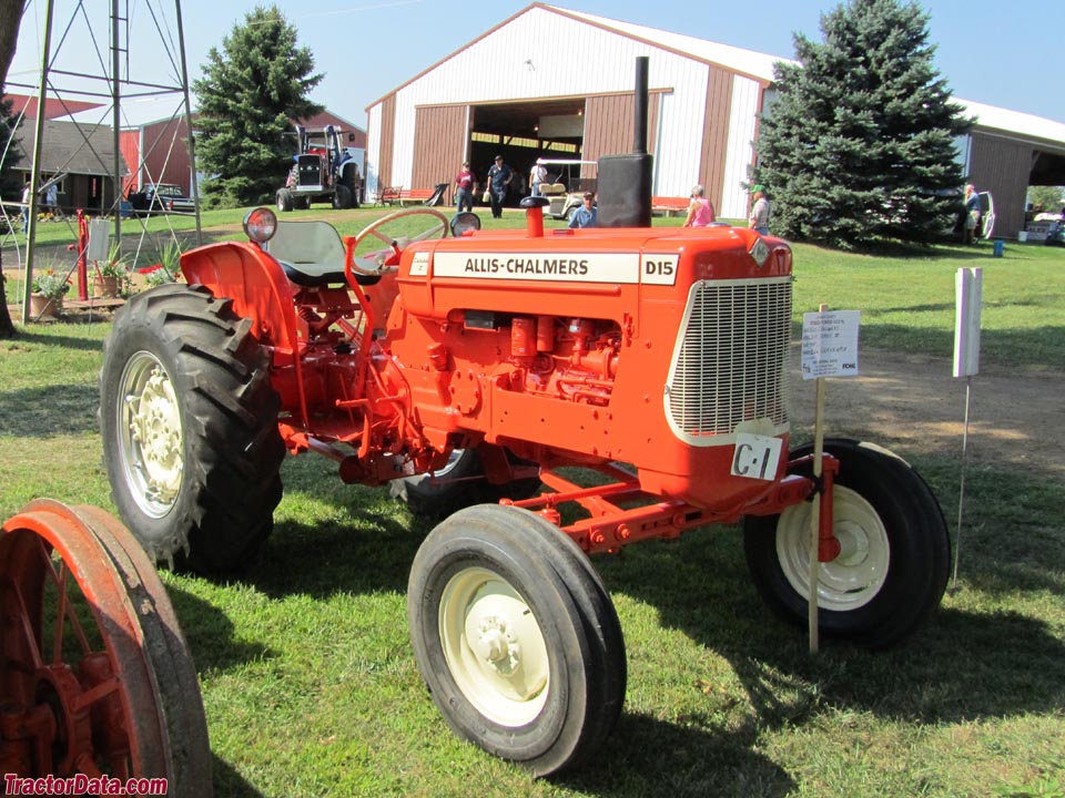 Allis-Chalmers D15 Series II with wide front end.