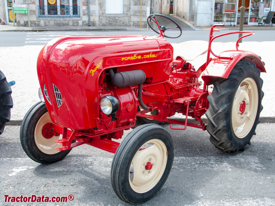 Porsche Junior 108 tractor.