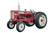 International Harvester B-614 tractor photo