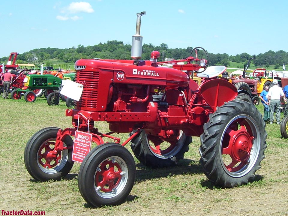 Farmall MV