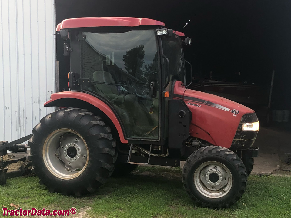 Case IH Farmall DX40 with cab.