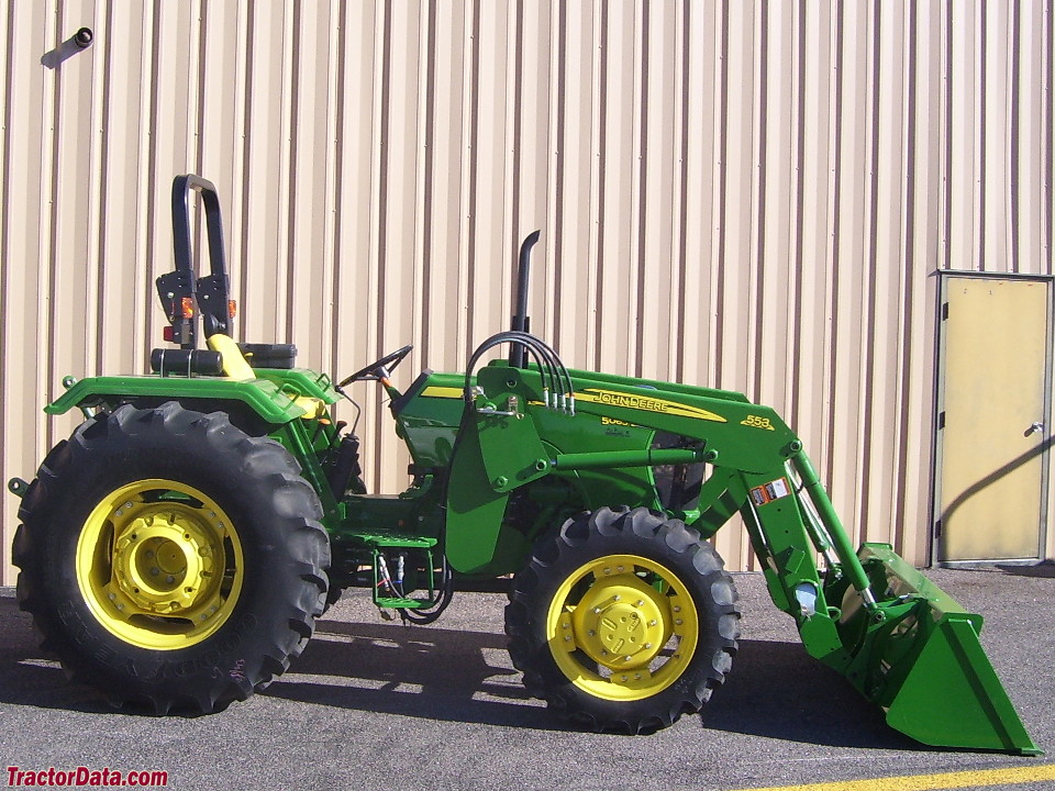 John Deere 5065E