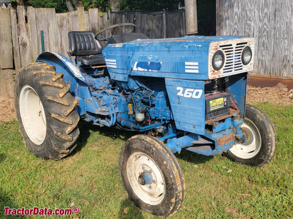 Long 260 utility tractor.