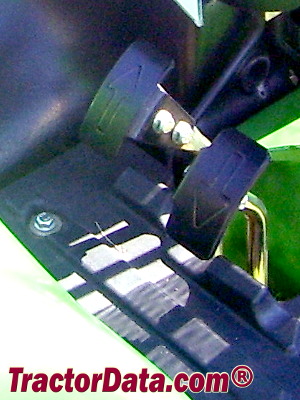 John Deere 3038E transmission controls