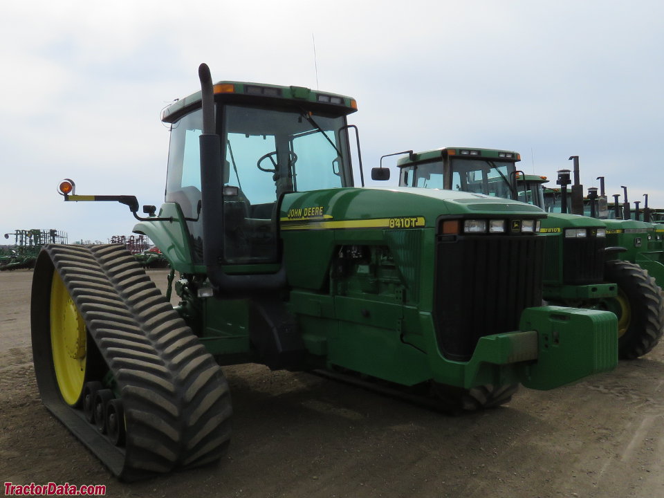 John Deere 8410T.