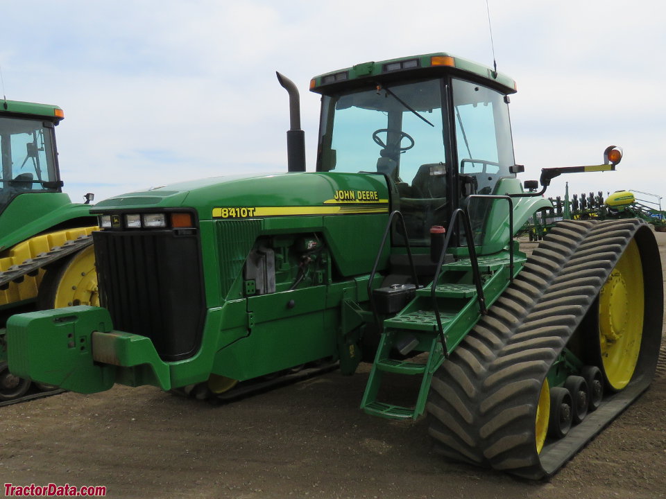 John Deere 8410T.