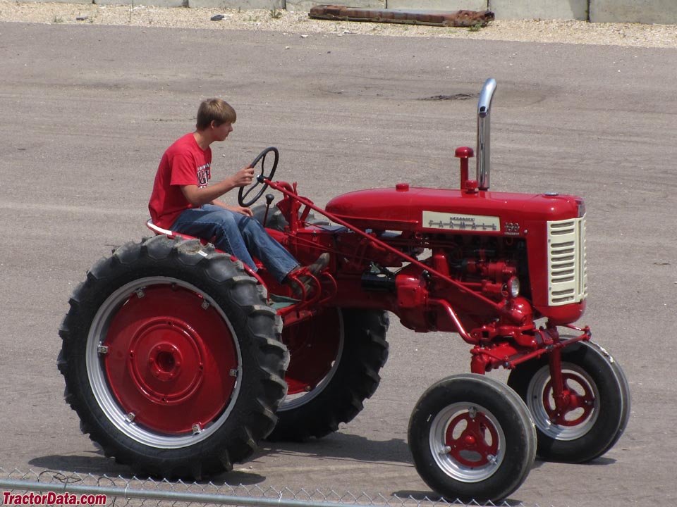 Farmall 130 Hi-Clear