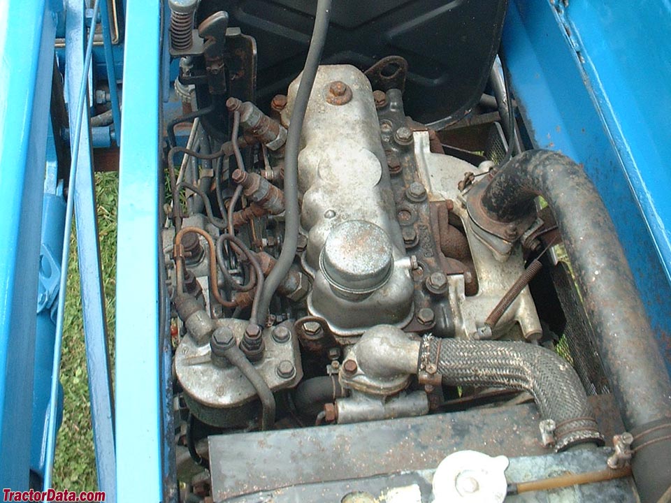 Iseki TS2810 engine.
