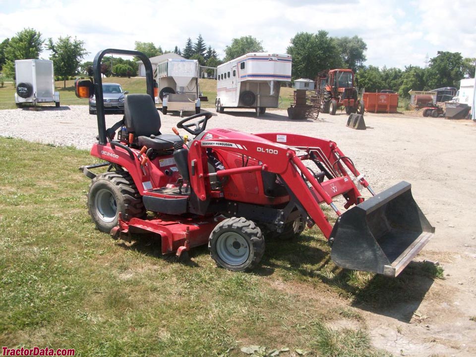 Massey Ferguson GC2400