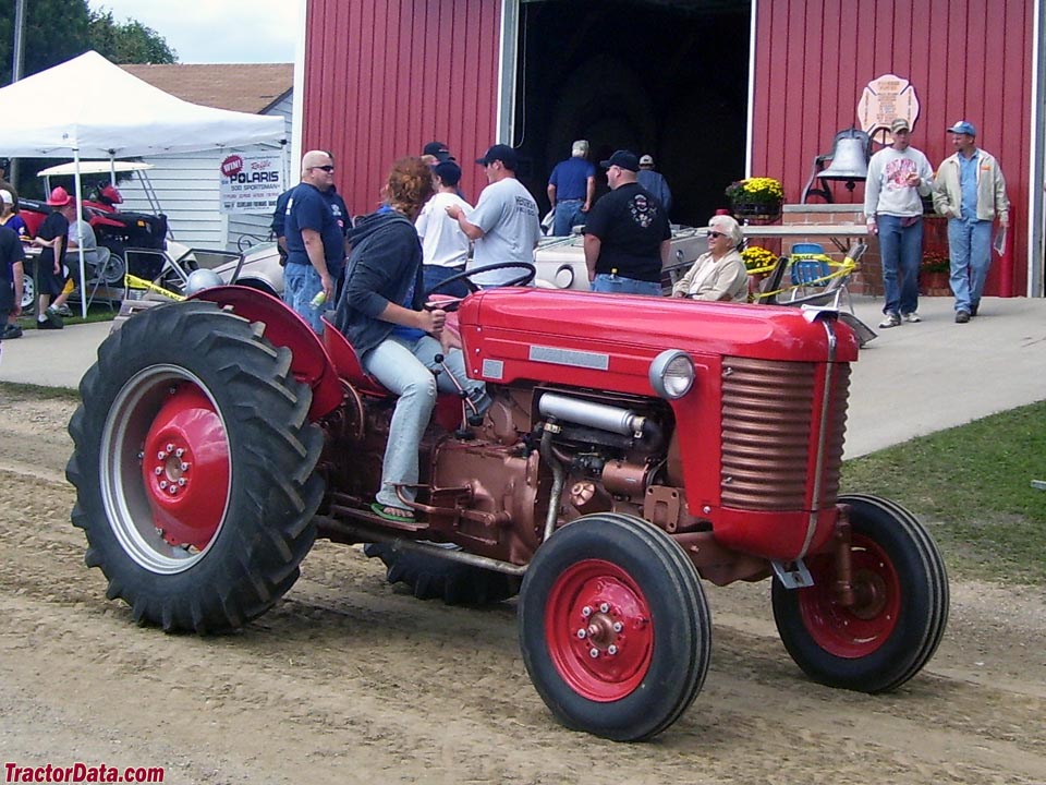 Massey-Harris 50