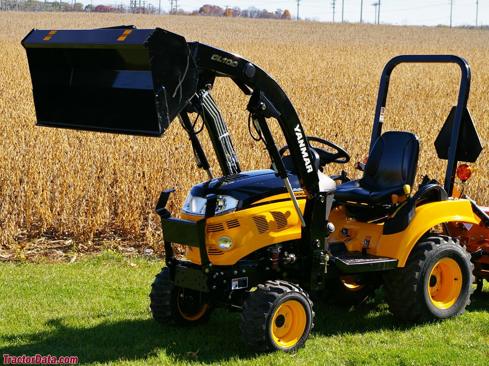 Cub Cadet - Yanmar Sc2400, left side.