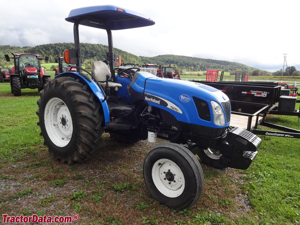 New Holland TN70A