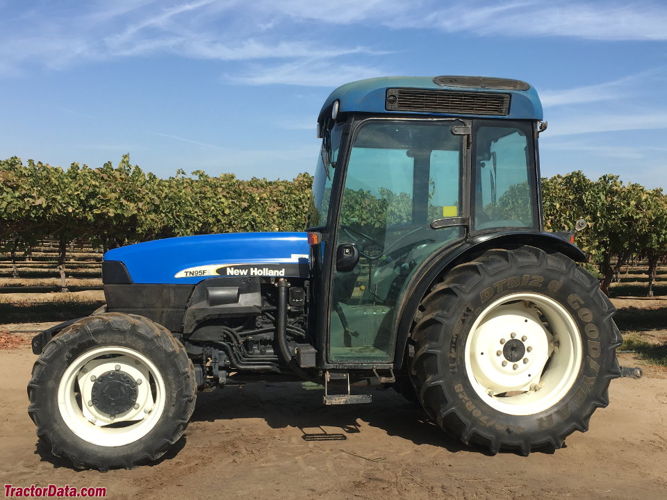 New Holland TN95FA