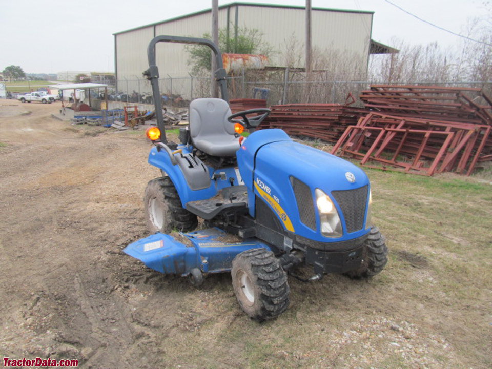 New Holland Boomer 1025 with 230GM center-mount mower.