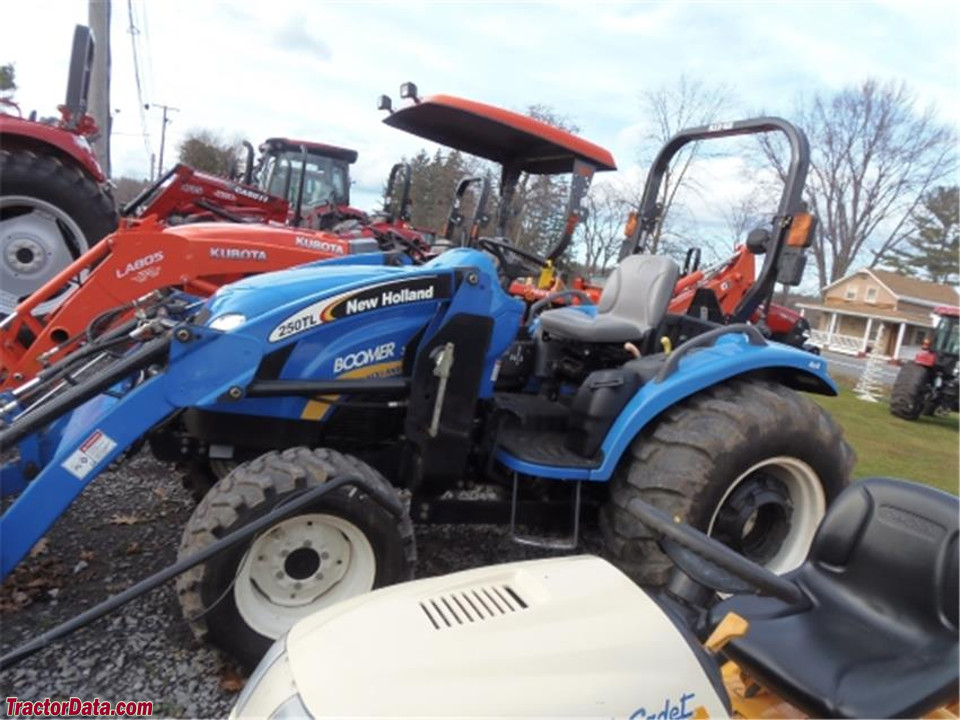 New Holland Boomer 3045