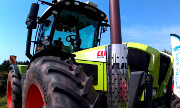 Claas Xerion 3800 tractor photo