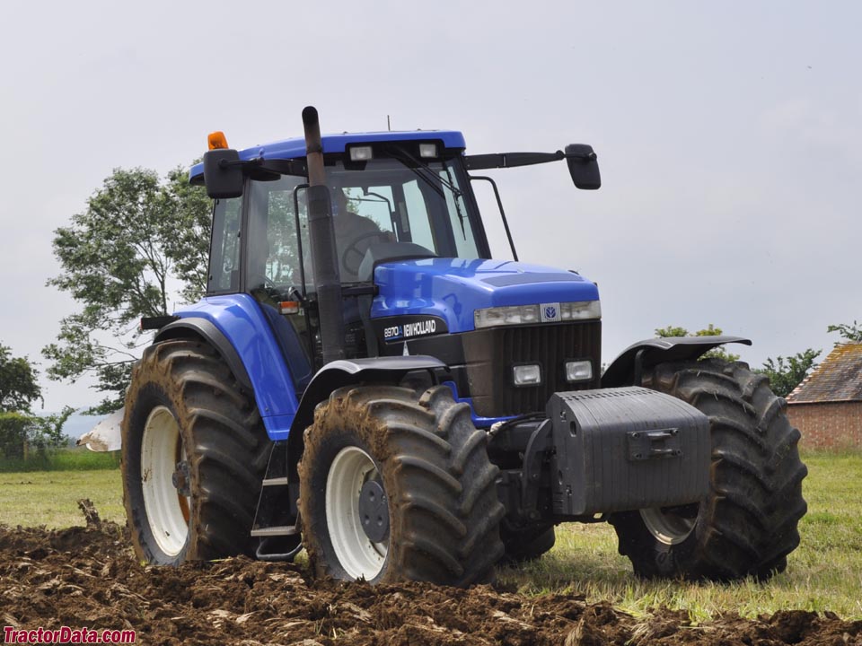 New Holland 8970A.