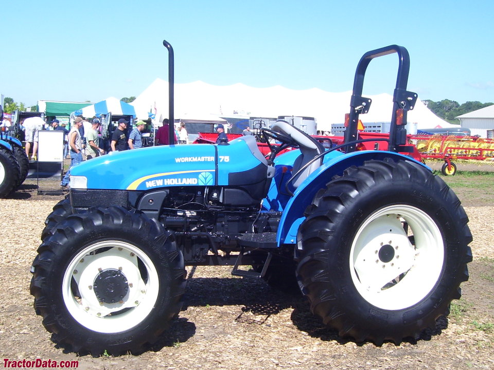 Four-wheel drive New Holland Workmaster 75.