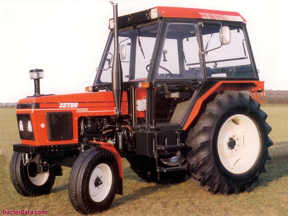 Zetor 5320. Marketing photo.